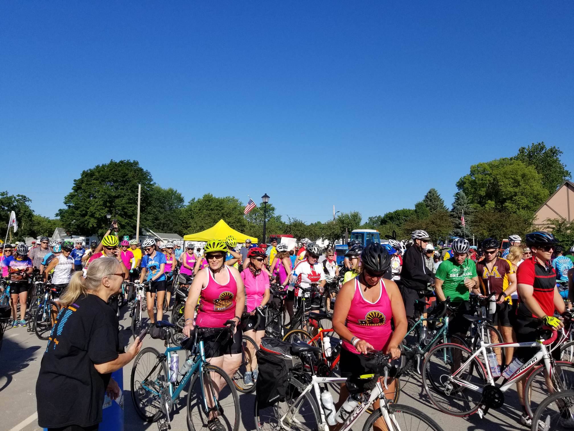 ragbrai-crowd.jpg